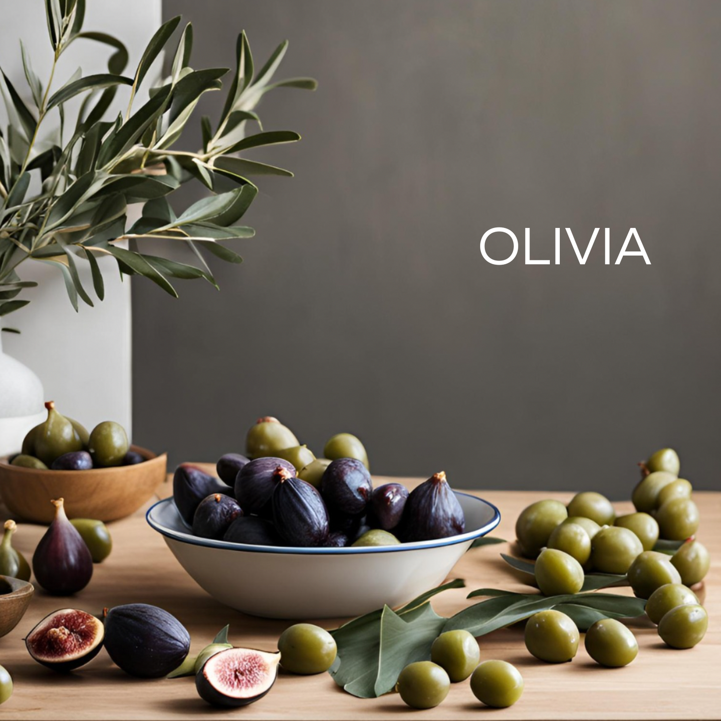 Olivia Candle 270g